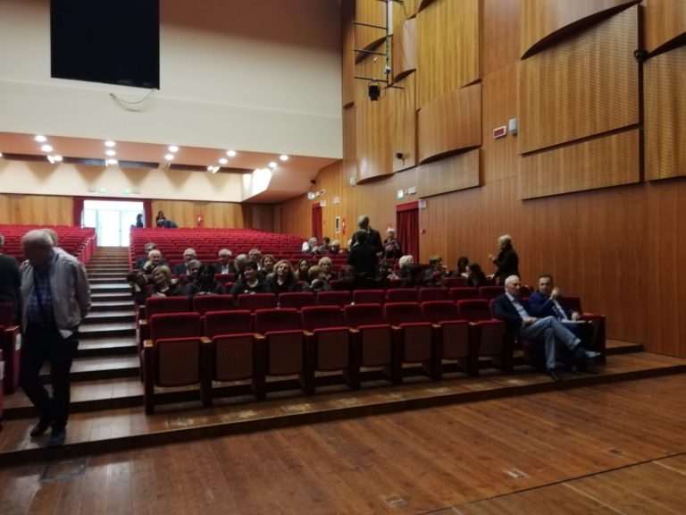 Platea teatro russolo