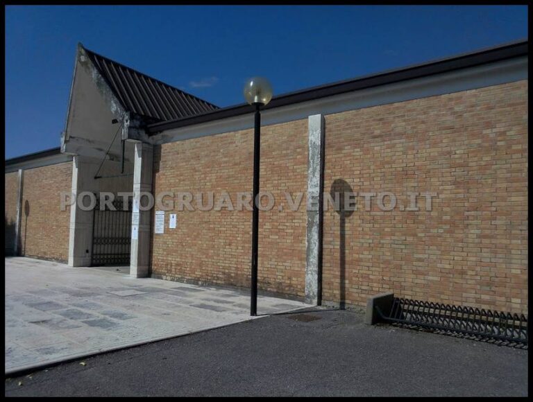 ingresso cimitero summaga
